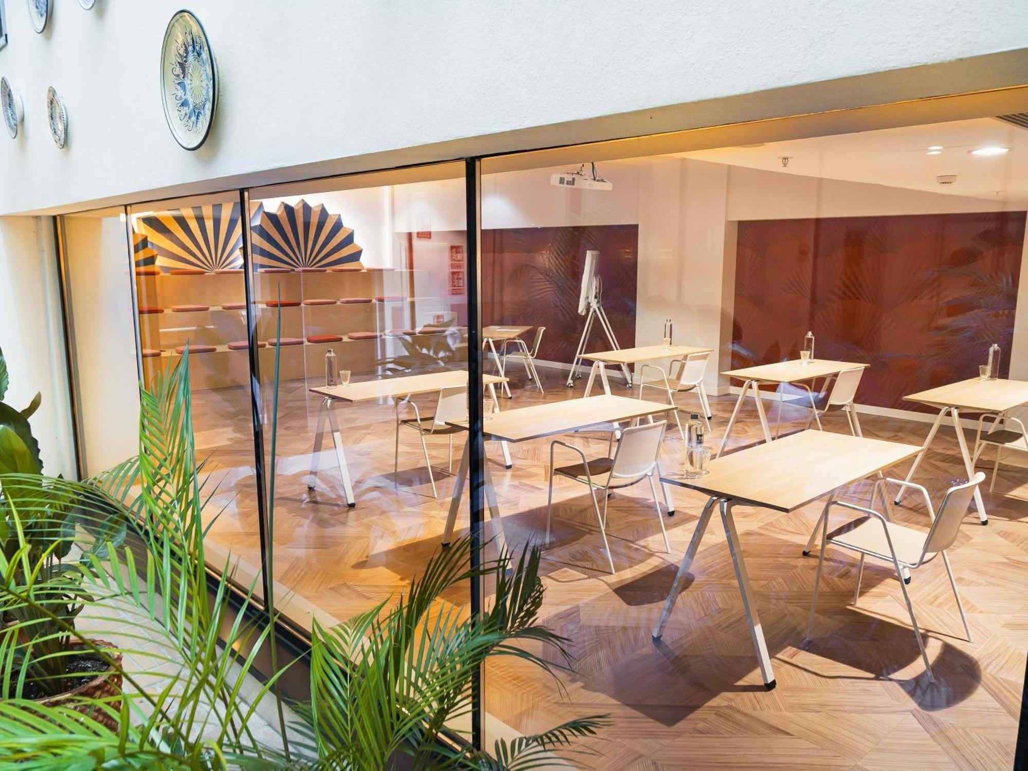 Ibis Styles Sevilla City Santa Justa 외부 사진